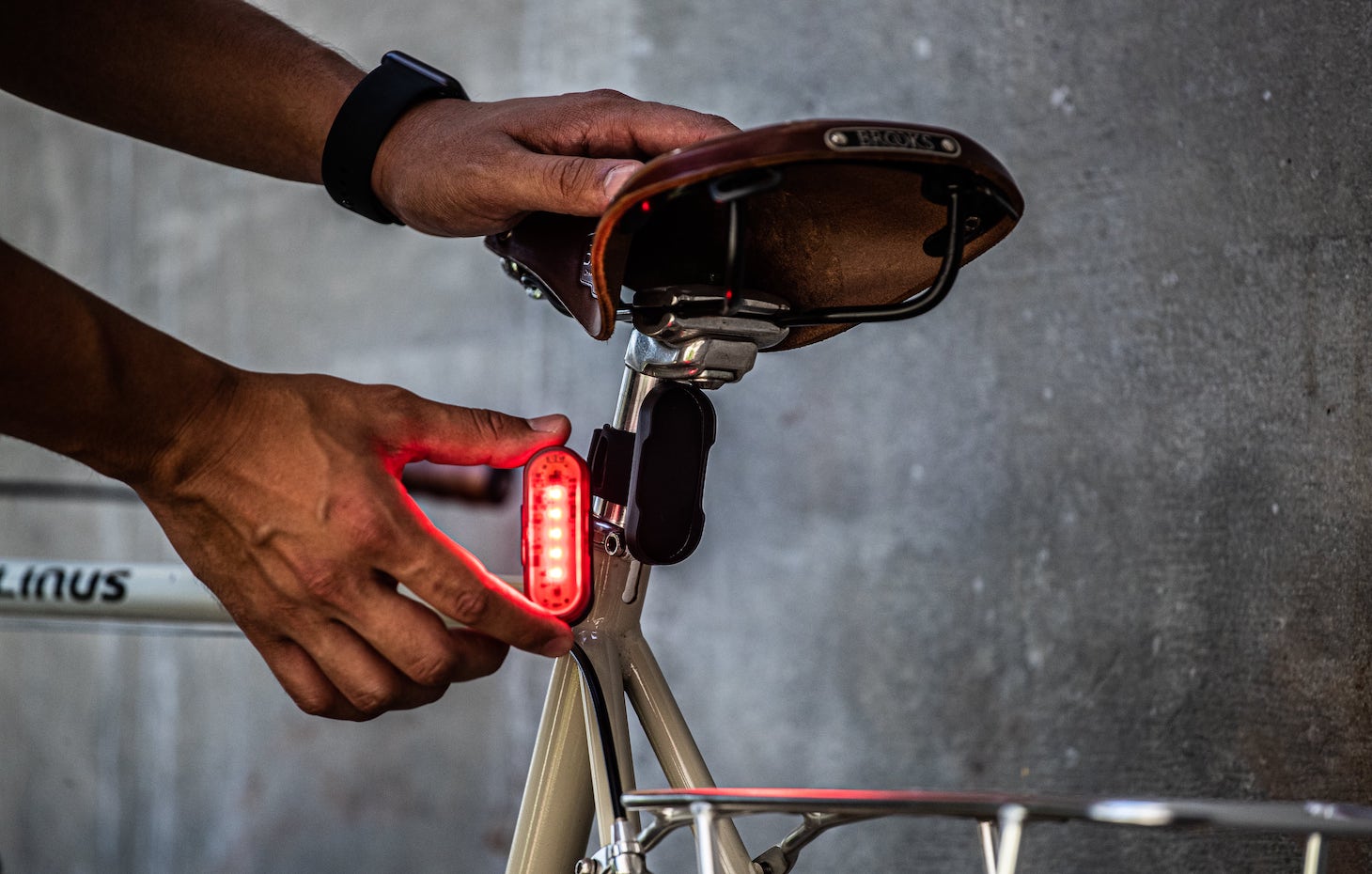 ARE BIKE LIGHTS REQUIRED BY LAW?