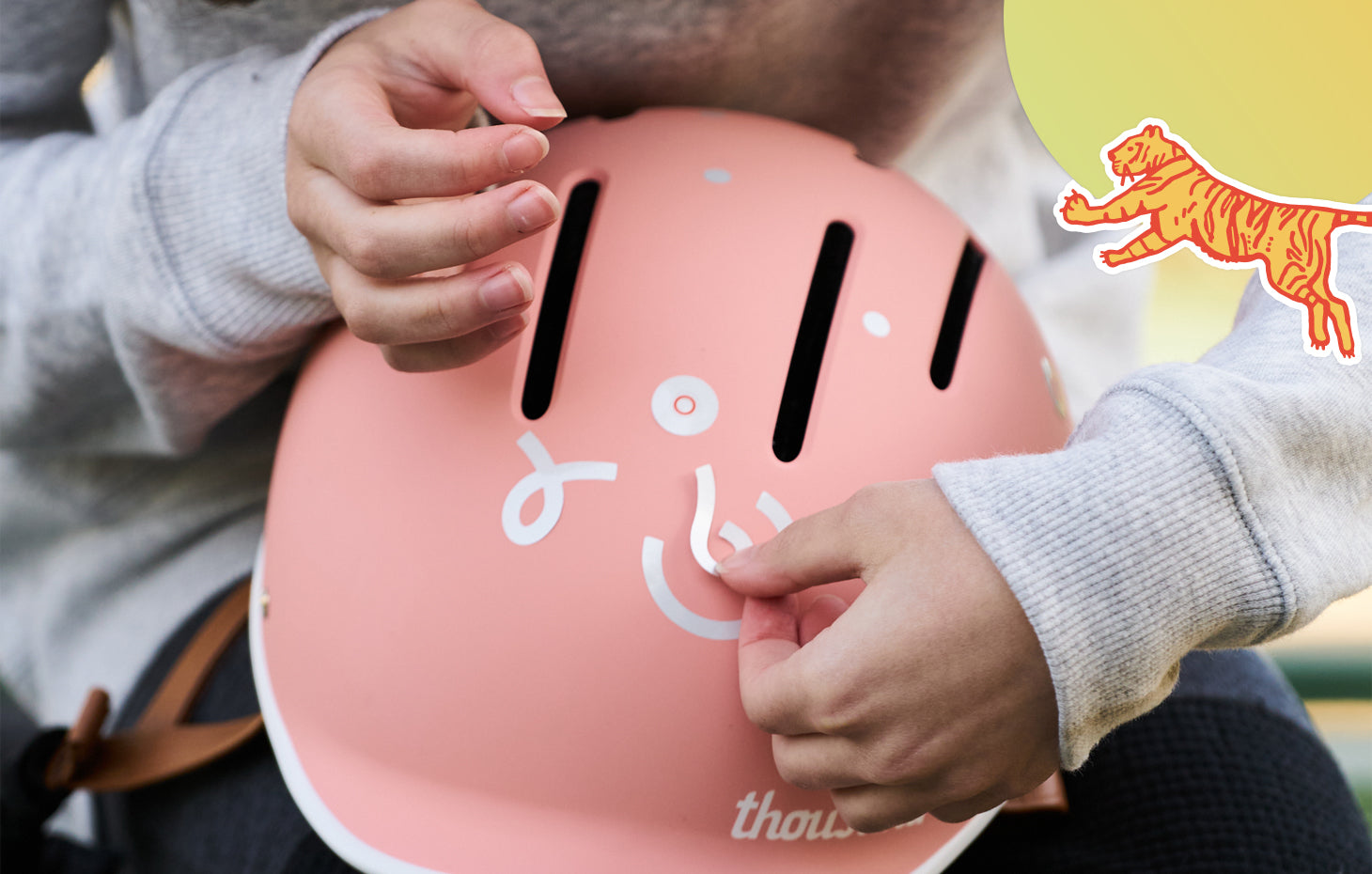 THOUSAND JR. HELMET SHOWCASE